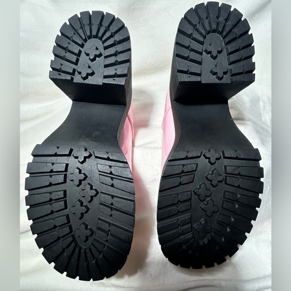 Soda Faby Pink Platform/Mary Jane  chunky heel size 8.5 - Picture 7 of 9